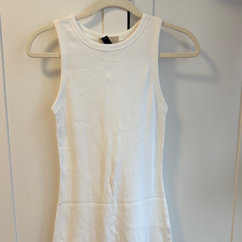 Universal Thread Ivory Ribbed Tee - image 1